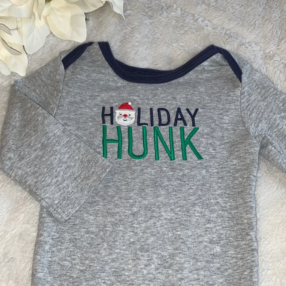 Carter’s Holiday Hunk Gray Onesie One-piece 6m EUC